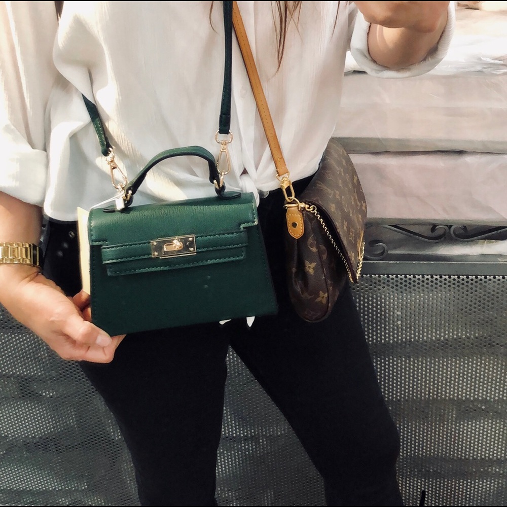 CROSSBODY MINI BAG 🍂💚 - Picture 7 of 8